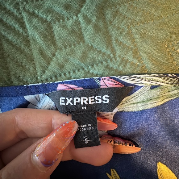 Express Blue and Pink Floral Dress - Picture 3 of 7